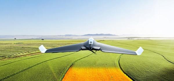 Axe-environnement met en marché les drones agricoles Parrot